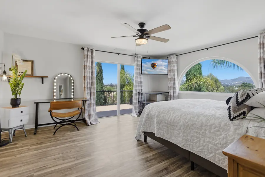 Upstairs suite